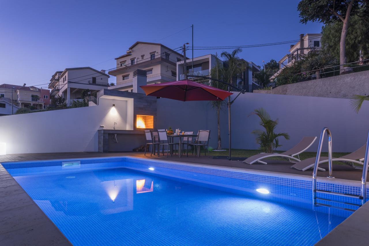 Searenity Vacation Home I By An Island Apart Arco da Calheta  Eksteriør billede