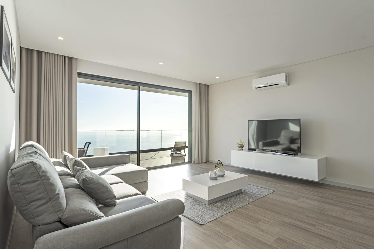 Searenity Vacation Home I By An Island Apart Arco da Calheta  Eksteriør billede